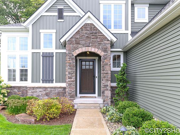5th image of 3071 Deer Haven Dr
