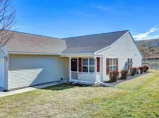 7054 Seneca Ridge Dr, York, PA 17403