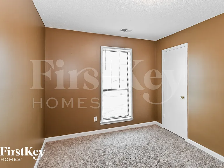 4596 Berrypick Ln S — Photo 12