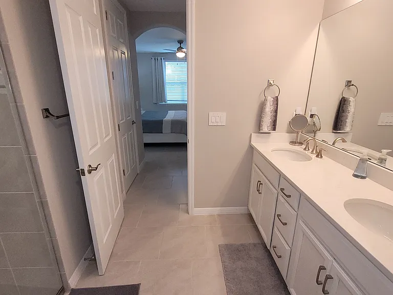 14563 Edgewater Cir — Photo 18