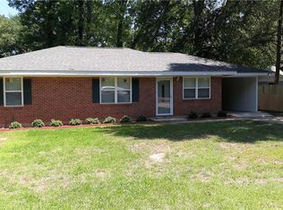 5219 Crestwood Dr, Alexandria, LA 71301