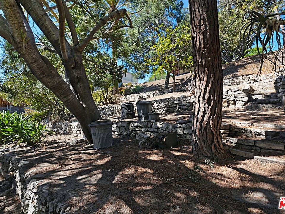 1st image of 1800 Micheltorena St