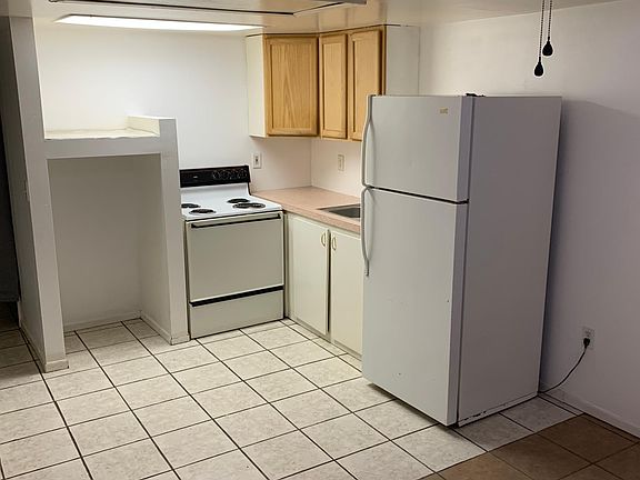 2nd image of 1314 S Avenue B #A
