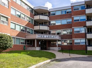 860 9th St E #401, Owen Sound, ON N4K1R2