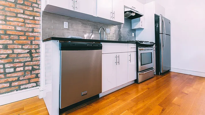 Rented by Nooklyn NYC LLC | media 2