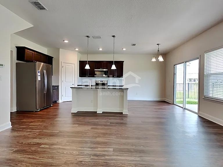 3282 Roundabout Dr — Photo 4