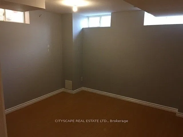 3045 Mission Hill Dr — Photo 8