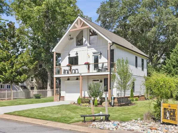 356 Campbell Hill St NW, Marietta, GA 30060