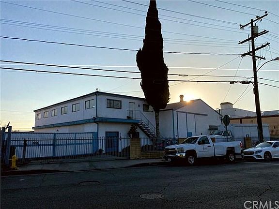 2nd image of 10848 Weaver Ave