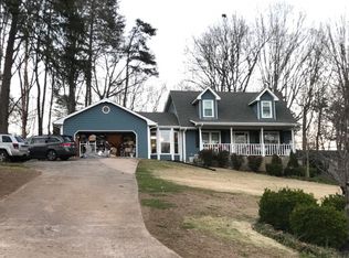 1940 Timberland Dr, Cumming, GA 30040