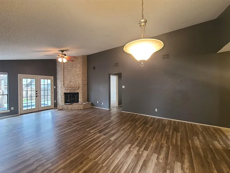 2812 Goldbridge Dr — Photo 5