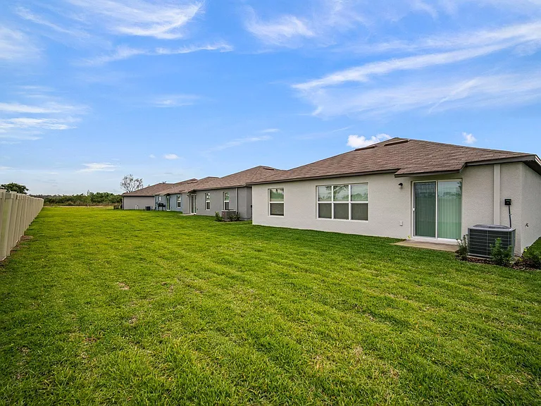 5442 Blue Azure Dr — Photo 7