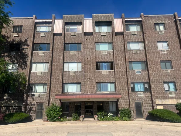 4623 N Chester Ave Unit 110, Chicago, IL 60656