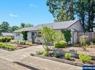 300 Adelaide Dr, Philomath, OR 97370