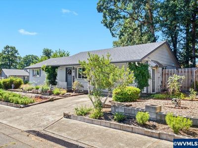 300 Adelaide Dr, Philomath, OR, 97370