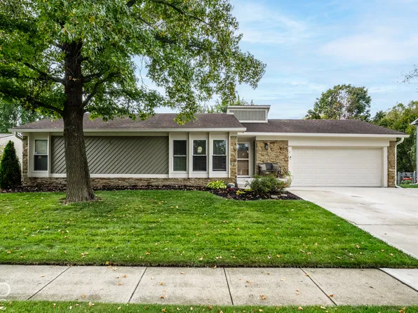 7901 Hampton Pl, Fishers, IN 46038