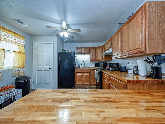 3rd image of 249 Washington Rd #3