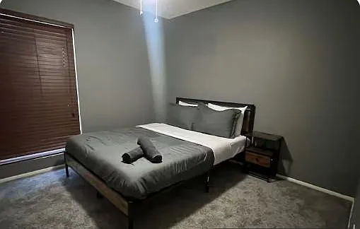 4 bed, 2.0 bath, 1400 sqft, $845 — Photo 1