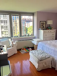 Rented by MG Realty NYC