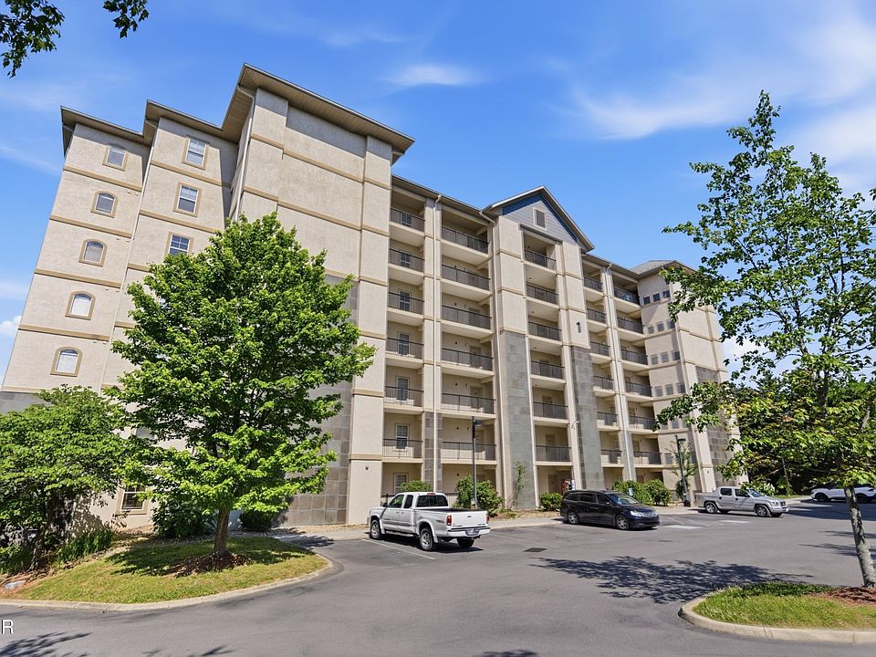 1st image of 124 Plaza Dr Unit 1104