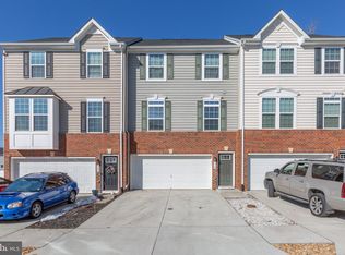 318 Landing Dr, Fredericksburg, VA 22405