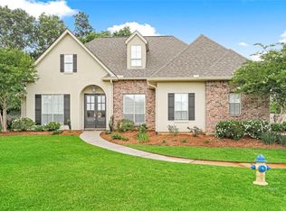 1234 Scarlet Oak Ln, Mandeville, LA 70448