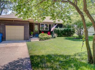 5414 NW Venetian Dr, Houston Lake, MO 64151