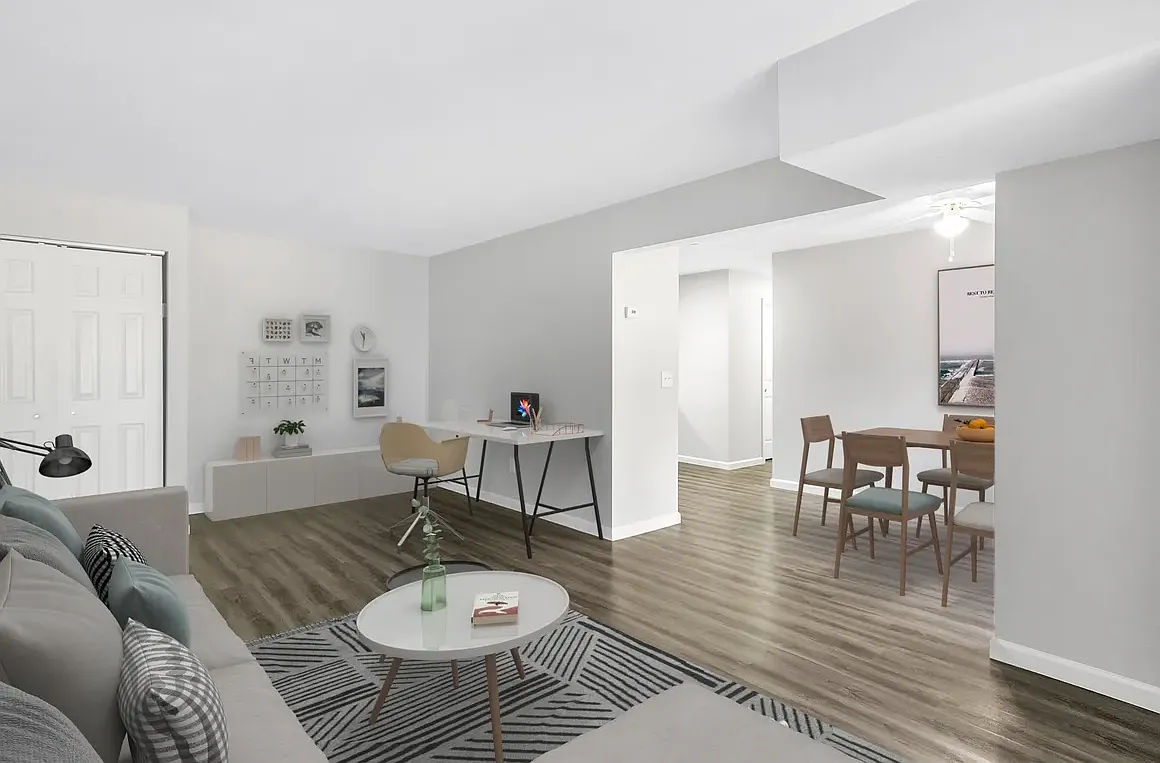 Auburn West Apartments — Photo 2