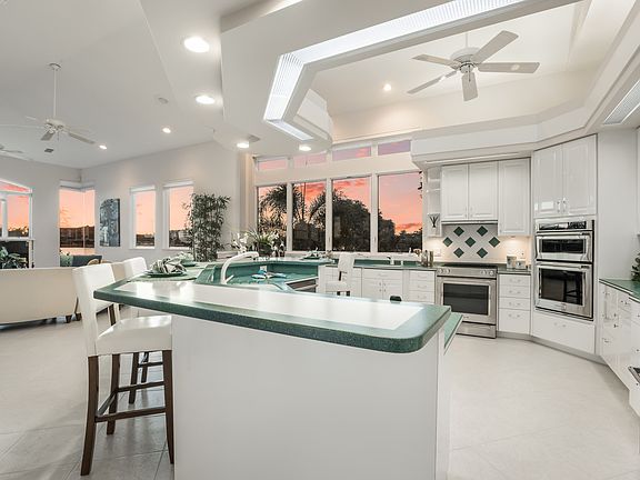 5th image of 5848 Tidewood Ave