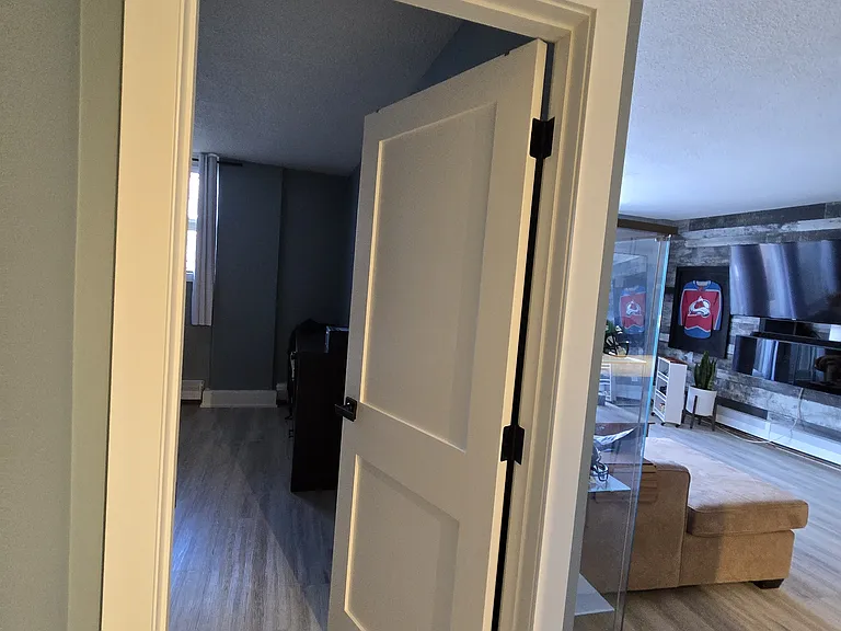 1027 Cameron Ave SW #108 — Photo 9
