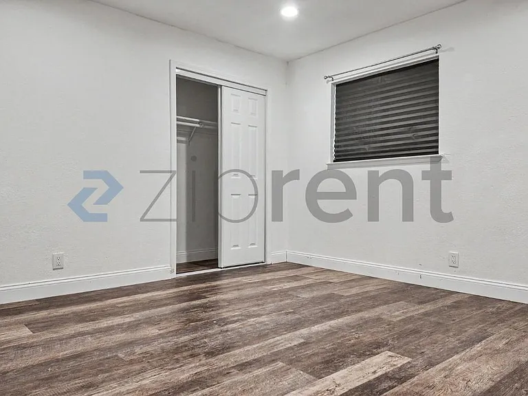 3422 9th Ave — Photo 33