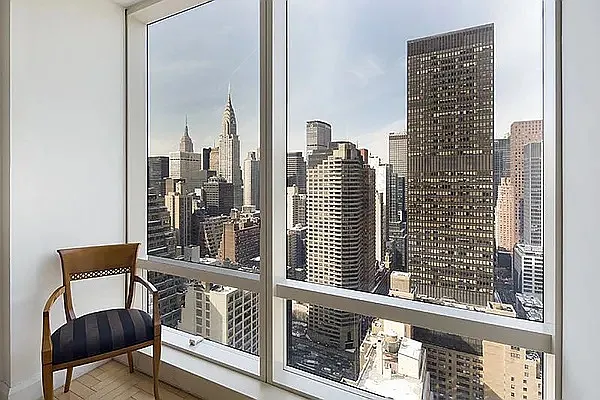 Rented by Luxury Habitat | media 29