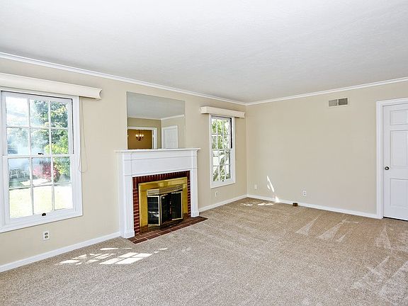 4th image of 1114 C St