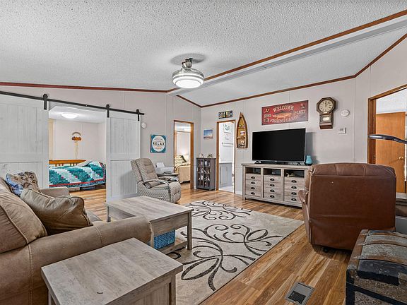 4th image of 156 Badger Lane