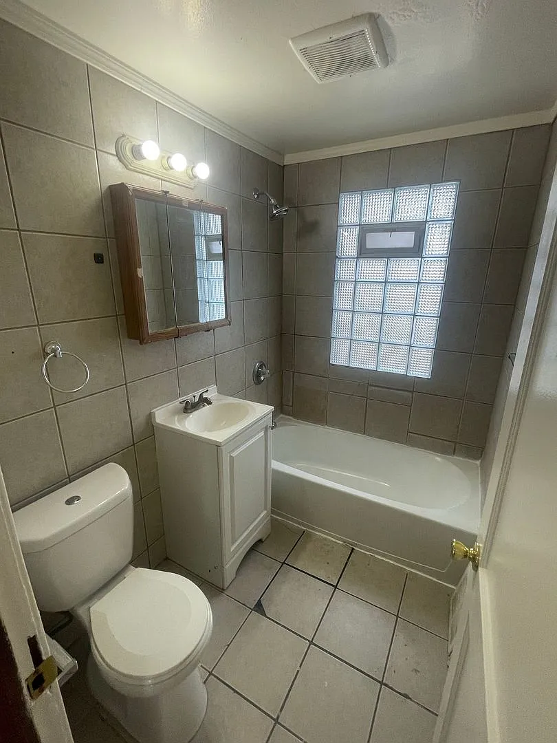 3822-3824 N 36th St. (Duplex) — Photo 4