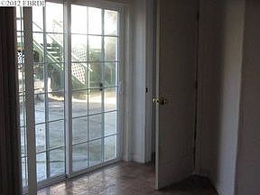 5th image of 2466 Shamrock Dr