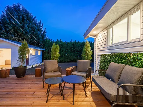 15512 112th Ave, Surrey, BC V3R 6H1