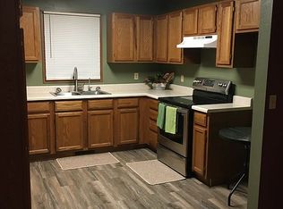 731 W 7th St, North Bend, NE 68649