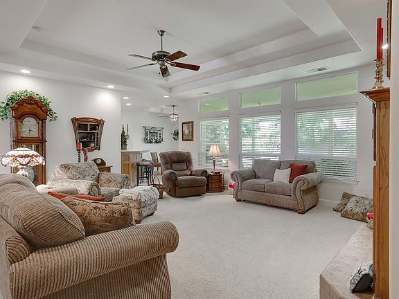 5th image of 2412 E Laura Ct