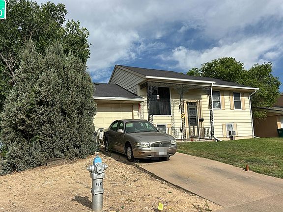 3rd image of 2901 Norwich Ave
