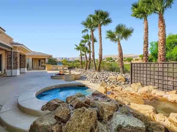 5015 Rivedro St, Las Vegas, NV 89135