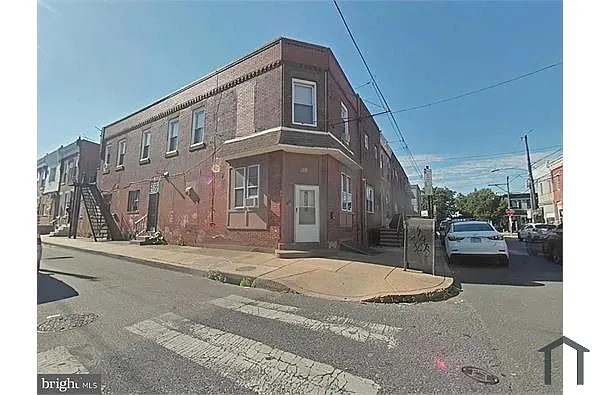 Building Photo - 2329 S 12th St