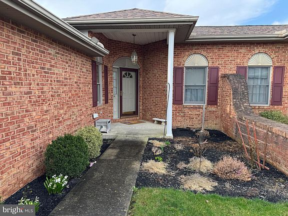 4th image of 74 Homestead Dr