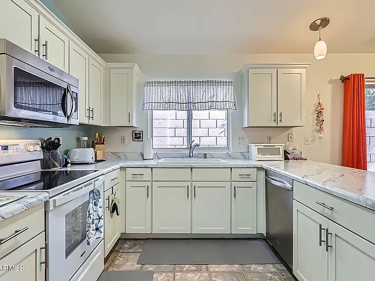 11335 W Madisen Ellise Dr — Photo 6