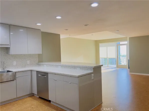 1240 India St Unit 2101, San Diego, CA 92101