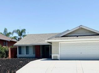 8372 Vintage Park Dr, Sacramento, CA 95828