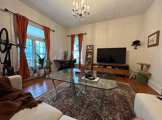 965 Woodruff Place Middle Dr APT 2, Indianapolis, IN 46201