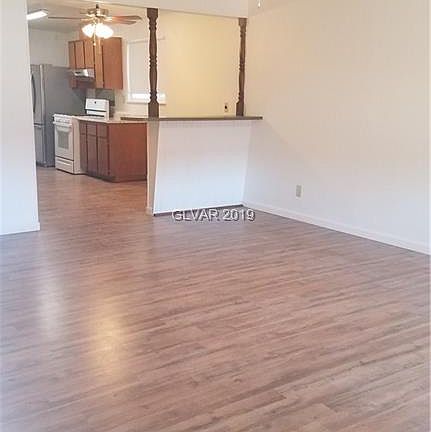 4th image of 3860 San Francisco Ave