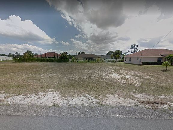 4th image of 2208 NE 34th Terrace Cpe