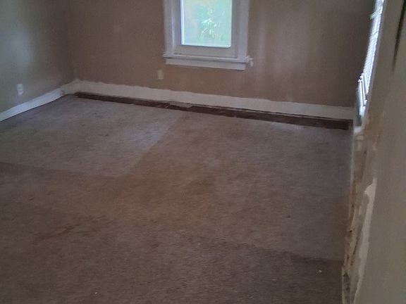 3rd image of 1002 Upper Cahokia Rd